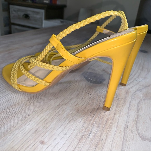 NWOT Olivia Miller Slingback Heels - Picture 10 of 12